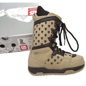 NEW Burton Shaun White Mens Snowboard Boots!  Tan  Black Detail  Size 6 Euro 38